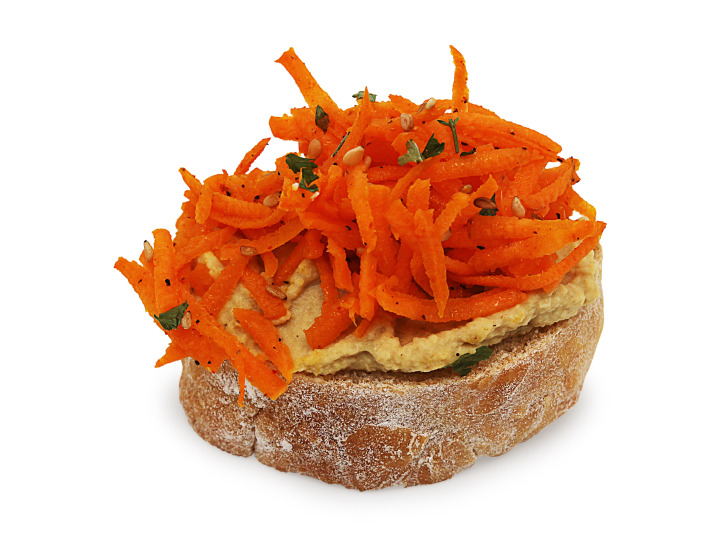 Tartinette houmous  carotte